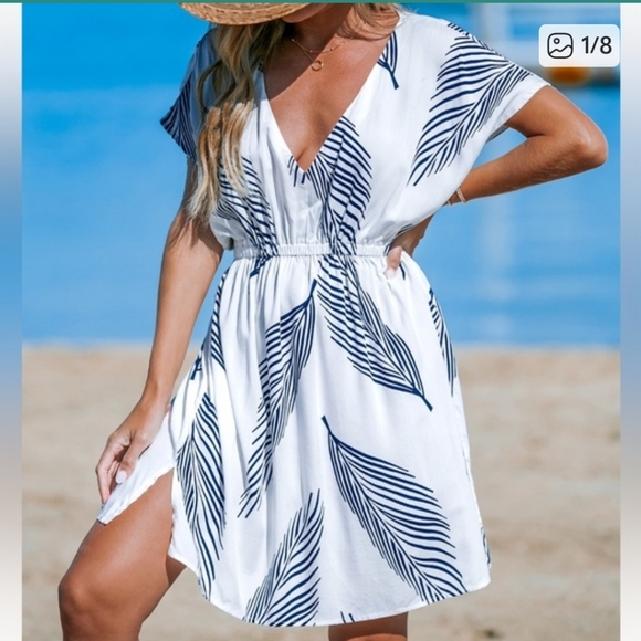 Cupshe Other - New W Tag CUPSHE White and Blue Leaf Print Swim Cover-Up L